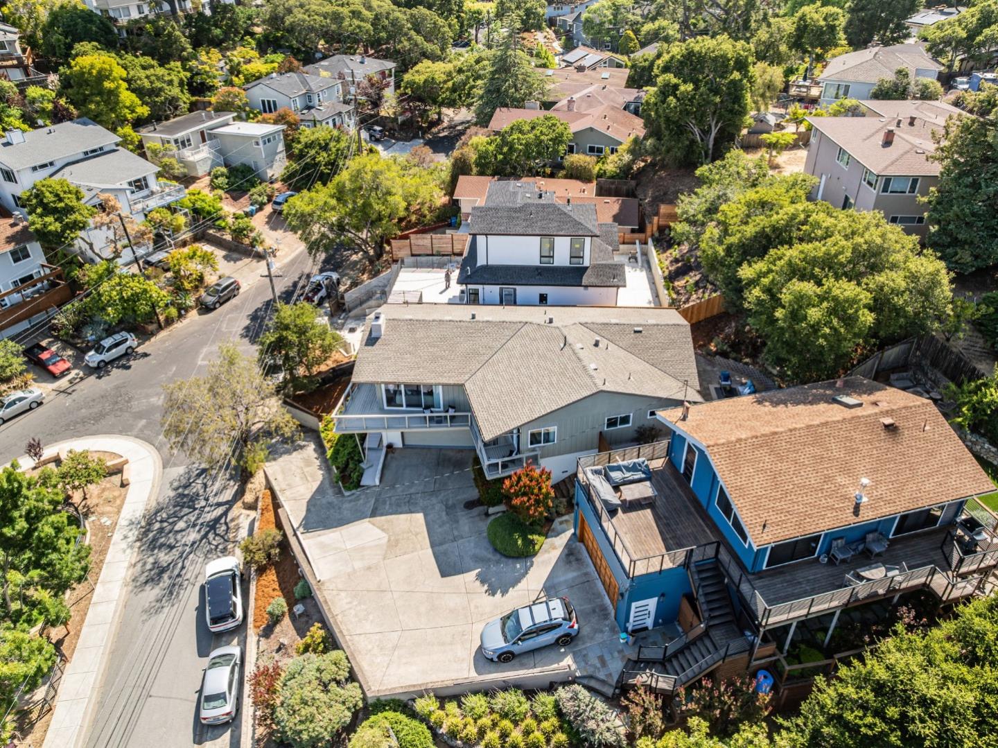 Detail Gallery Image 59 of 77 For 2242 Semeria Ave, Belmont,  CA 94002 - 4 Beds | 2/1 Baths