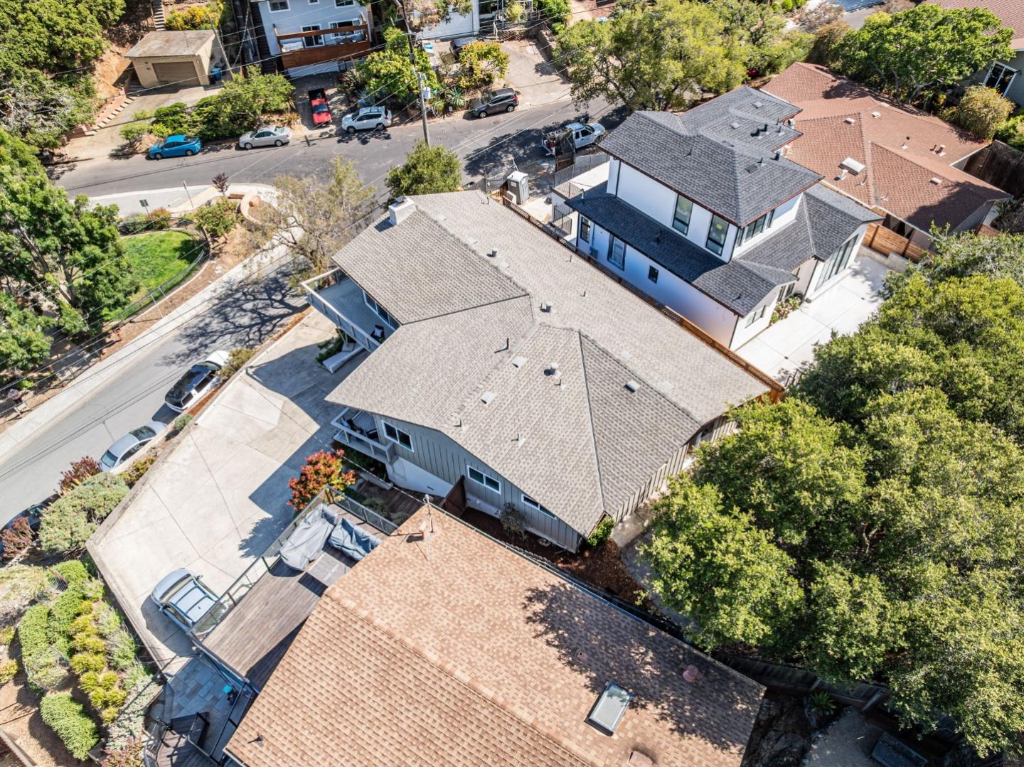 Detail Gallery Image 60 of 77 For 2242 Semeria Ave, Belmont,  CA 94002 - 4 Beds | 2/1 Baths