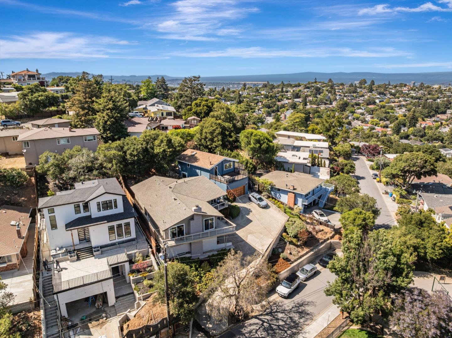 Detail Gallery Image 65 of 77 For 2242 Semeria Ave, Belmont,  CA 94002 - 4 Beds | 2/1 Baths