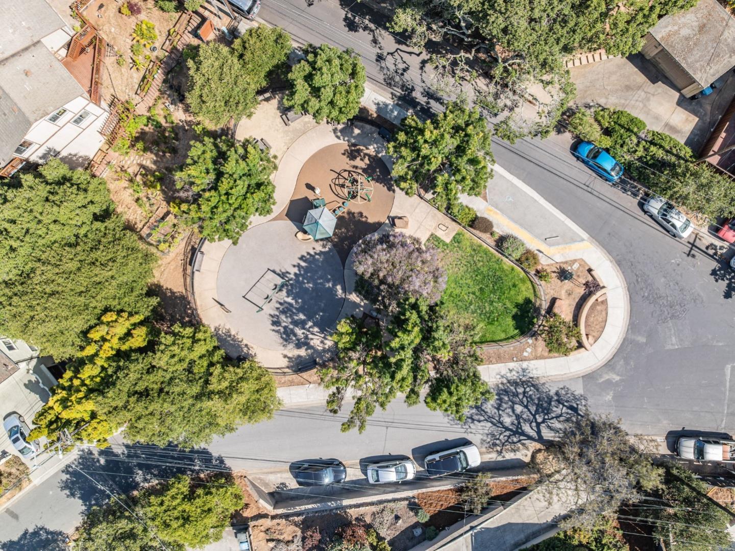 Detail Gallery Image 69 of 77 For 2242 Semeria Ave, Belmont,  CA 94002 - 4 Beds | 2/1 Baths