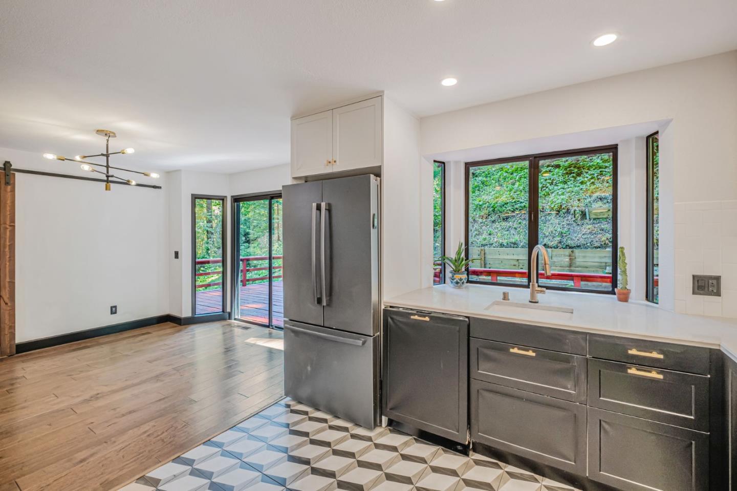 Detail Gallery Image 14 of 45 For 345 Mcgaffigan Mill Rd, Boulder Creek,  CA 95006 - 3 Beds | 3 Baths