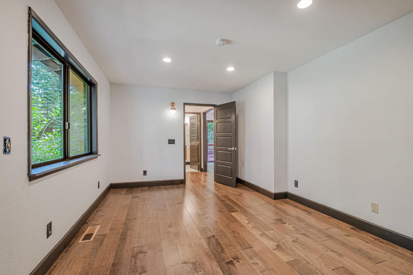 Detail Gallery Image 22 of 45 For 345 Mcgaffigan Mill Rd, Boulder Creek,  CA 95006 - 3 Beds | 3 Baths