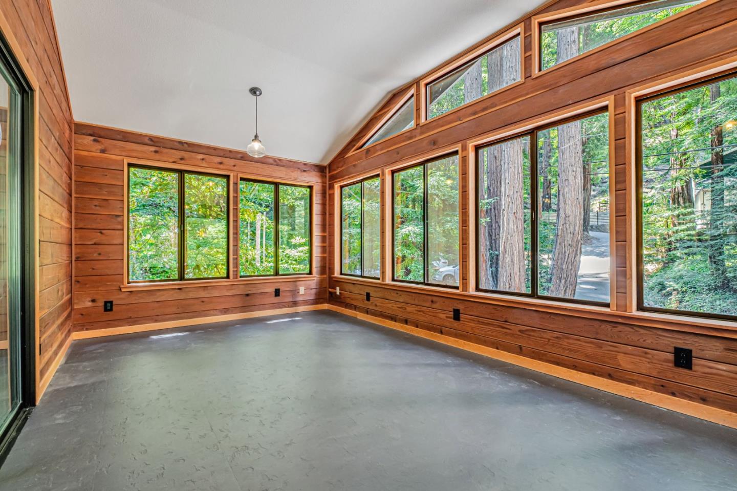 Detail Gallery Image 31 of 45 For 345 Mcgaffigan Mill Rd, Boulder Creek,  CA 95006 - 3 Beds | 3 Baths