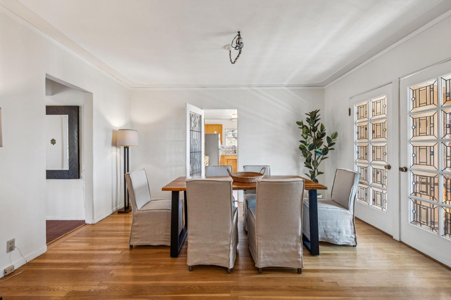 Detail Gallery Image 17 of 59 For 10741 Ridgeview Ave, San Jose,  CA 95127 - 4 Beds | 2 Baths