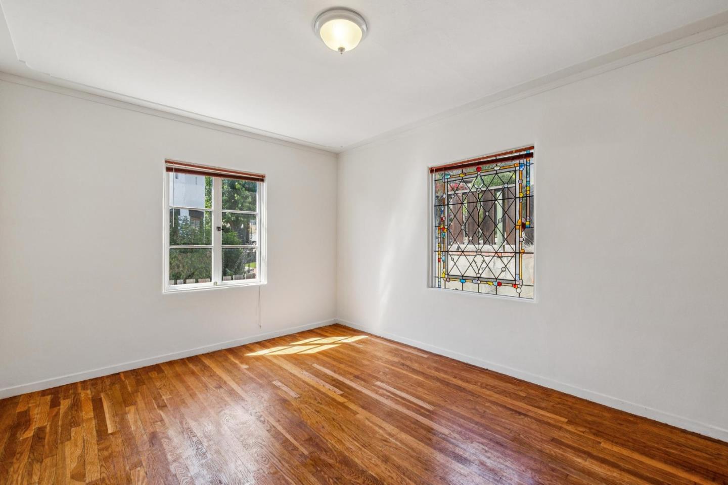 Detail Gallery Image 33 of 59 For 10741 Ridgeview Ave, San Jose,  CA 95127 - 4 Beds | 2 Baths