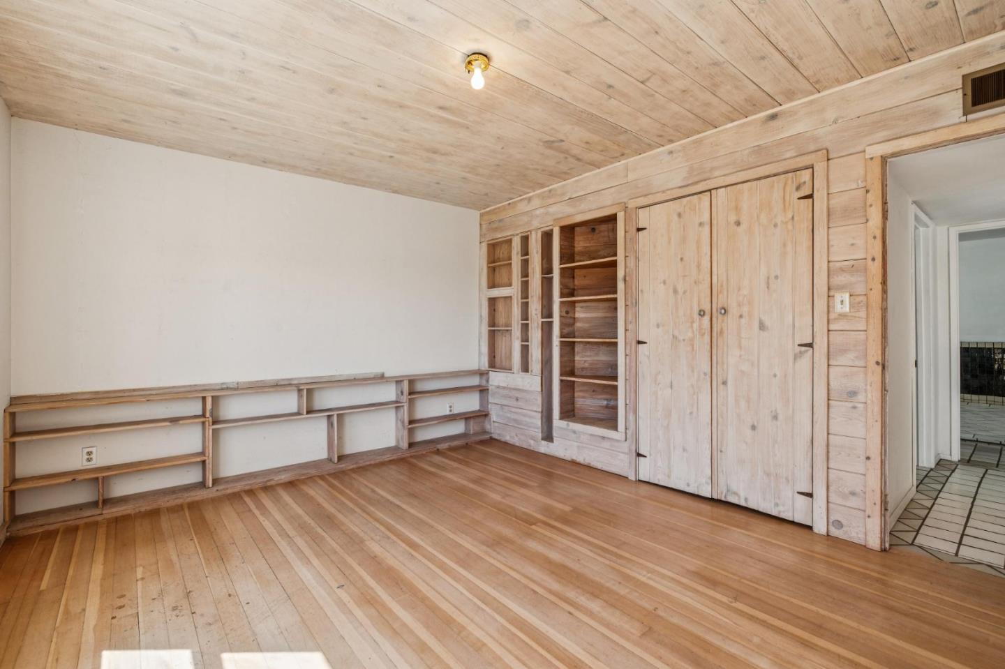 Detail Gallery Image 37 of 59 For 10741 Ridgeview Ave, San Jose,  CA 95127 - 4 Beds | 2 Baths