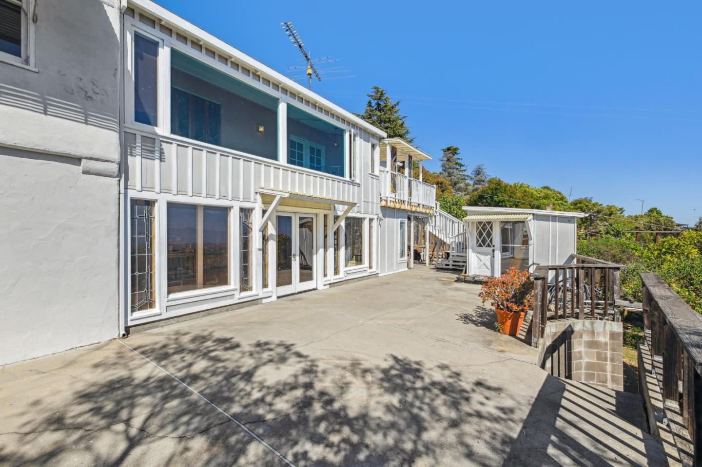 Detail Gallery Image 48 of 59 For 10741 Ridgeview Ave, San Jose,  CA 95127 - 4 Beds | 2 Baths