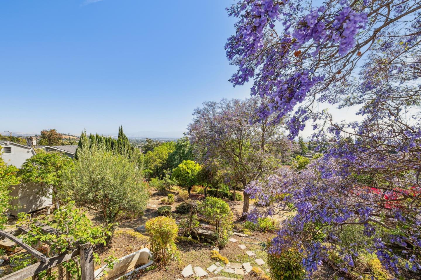 Detail Gallery Image 51 of 59 For 10741 Ridgeview Ave, San Jose,  CA 95127 - 4 Beds | 2 Baths