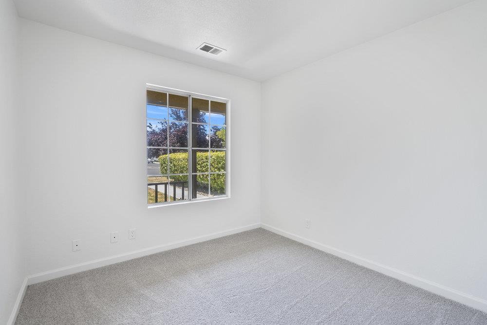 Detail Gallery Image 17 of 35 For 2301 Valley View Rd, Hollister,  CA 95023 - 4 Beds | 2 Baths