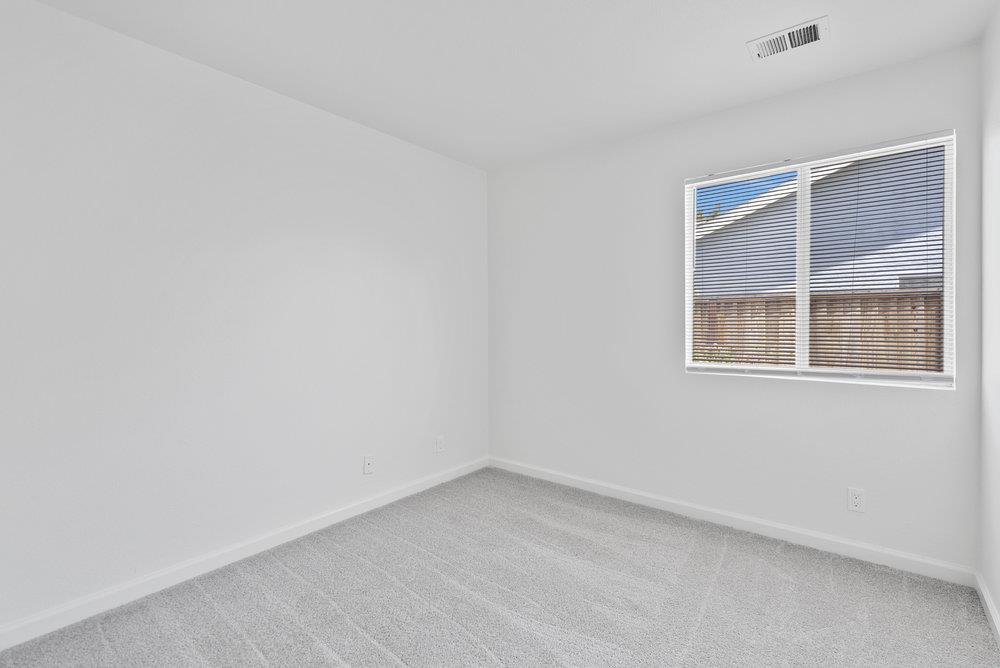 Detail Gallery Image 19 of 35 For 2301 Valley View Rd, Hollister,  CA 95023 - 4 Beds | 2 Baths