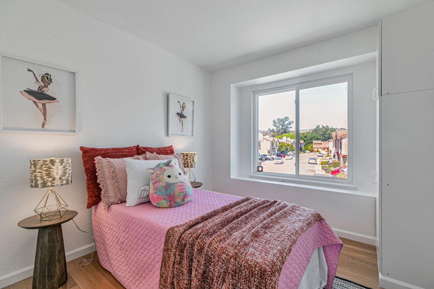 Detail Gallery Image 18 of 35 For 1045 Alamitos Creek Dr, San Jose,  CA 95120 - 4 Beds | 2/1 Baths