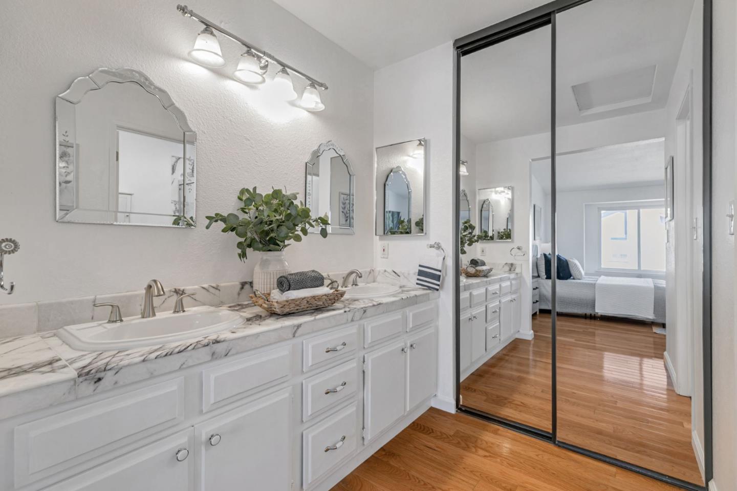 Detail Gallery Image 23 of 35 For 1045 Alamitos Creek Dr, San Jose,  CA 95120 - 4 Beds | 2/1 Baths