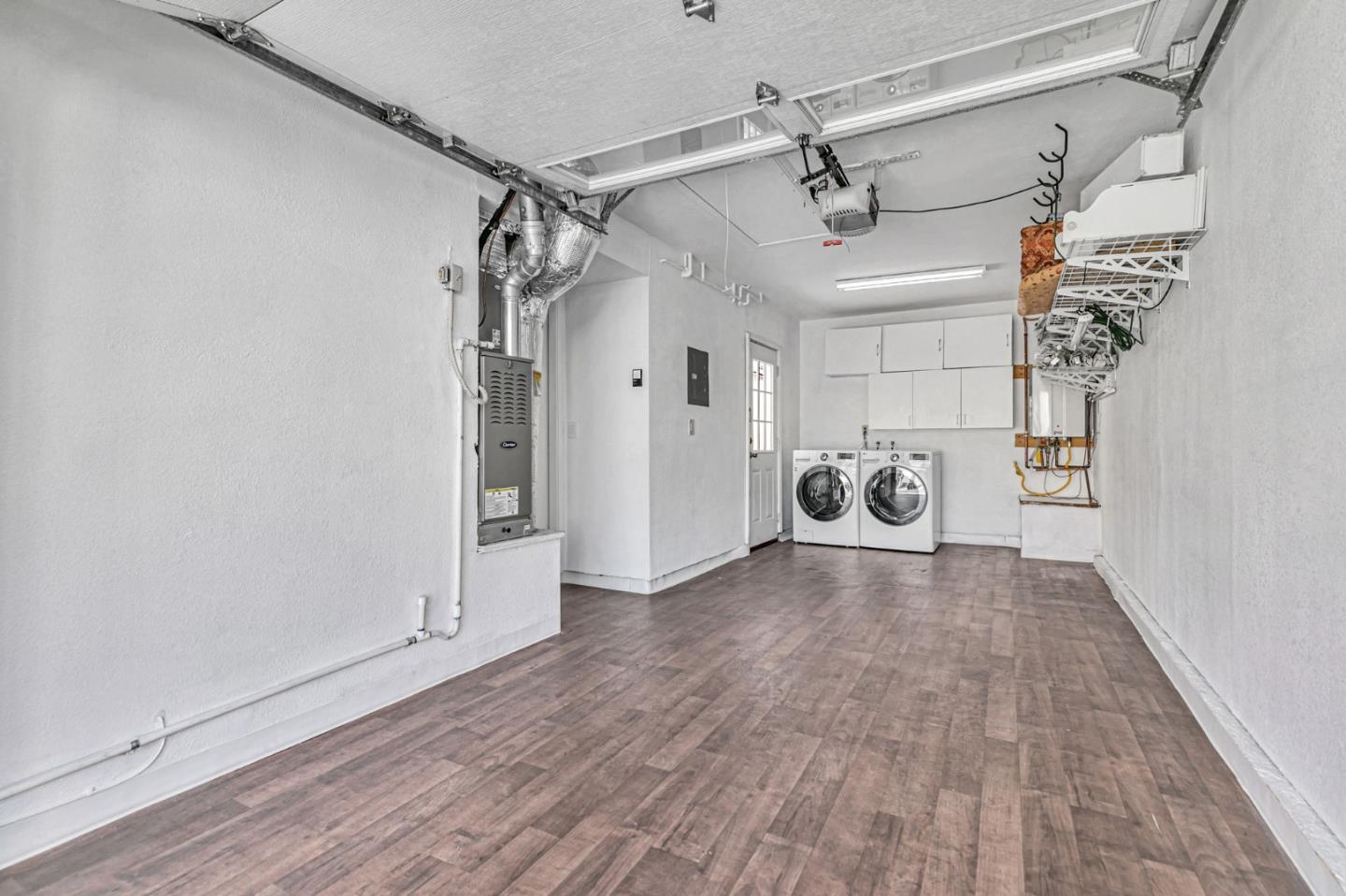 Detail Gallery Image 25 of 35 For 1045 Alamitos Creek Dr, San Jose,  CA 95120 - 4 Beds | 2/1 Baths