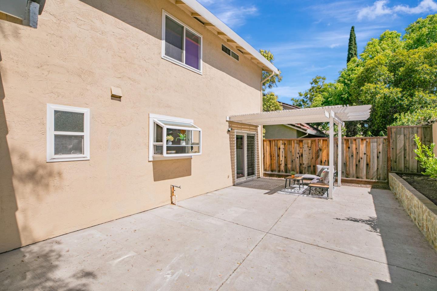 Detail Gallery Image 28 of 35 For 1045 Alamitos Creek Dr, San Jose,  CA 95120 - 4 Beds | 2/1 Baths