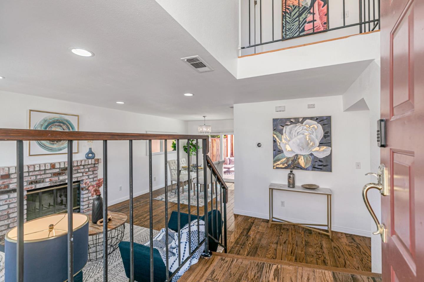 Detail Gallery Image 3 of 35 For 1045 Alamitos Creek Dr, San Jose,  CA 95120 - 4 Beds | 2/1 Baths