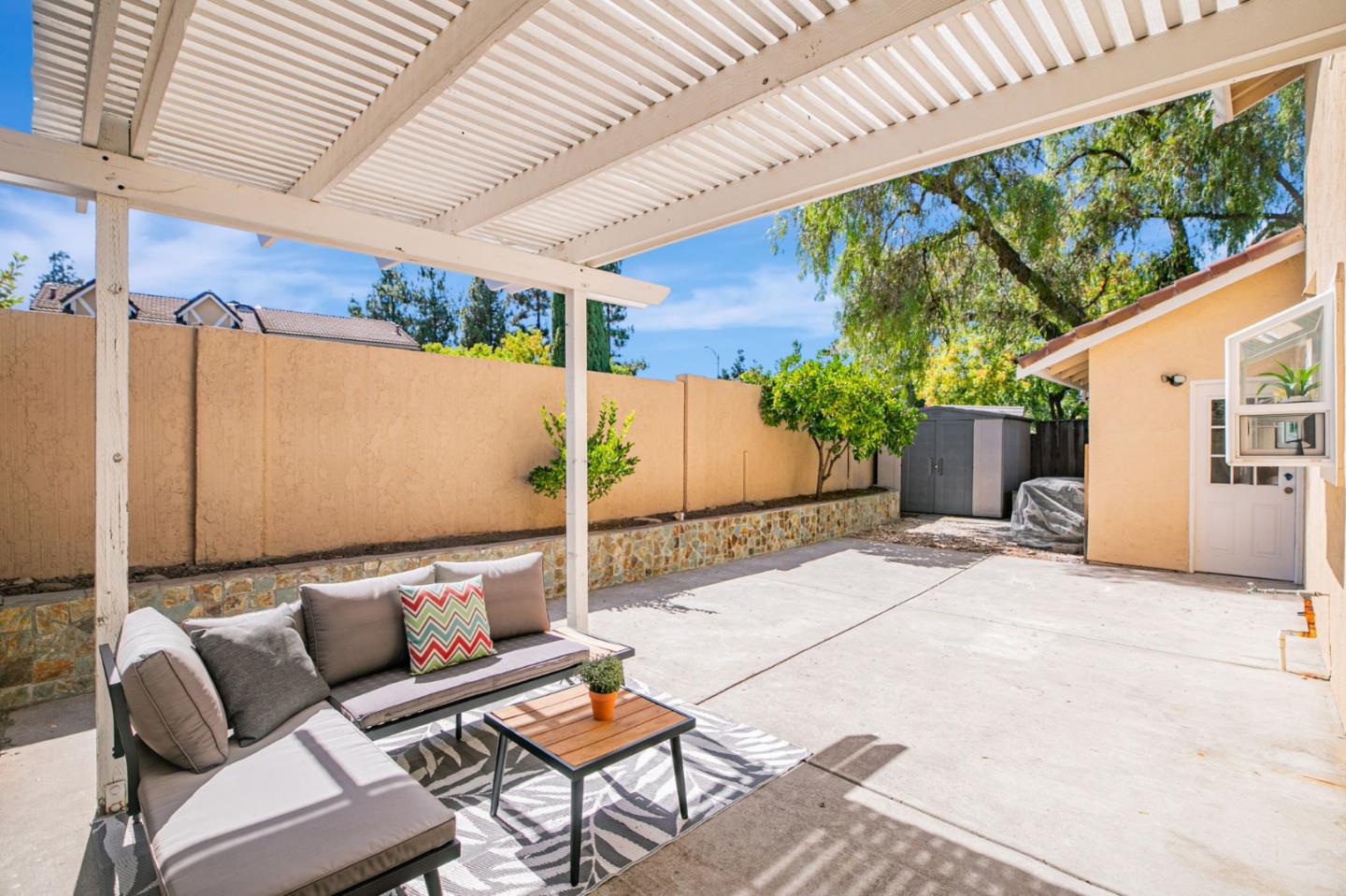 Detail Gallery Image 30 of 35 For 1045 Alamitos Creek Dr, San Jose,  CA 95120 - 4 Beds | 2/1 Baths