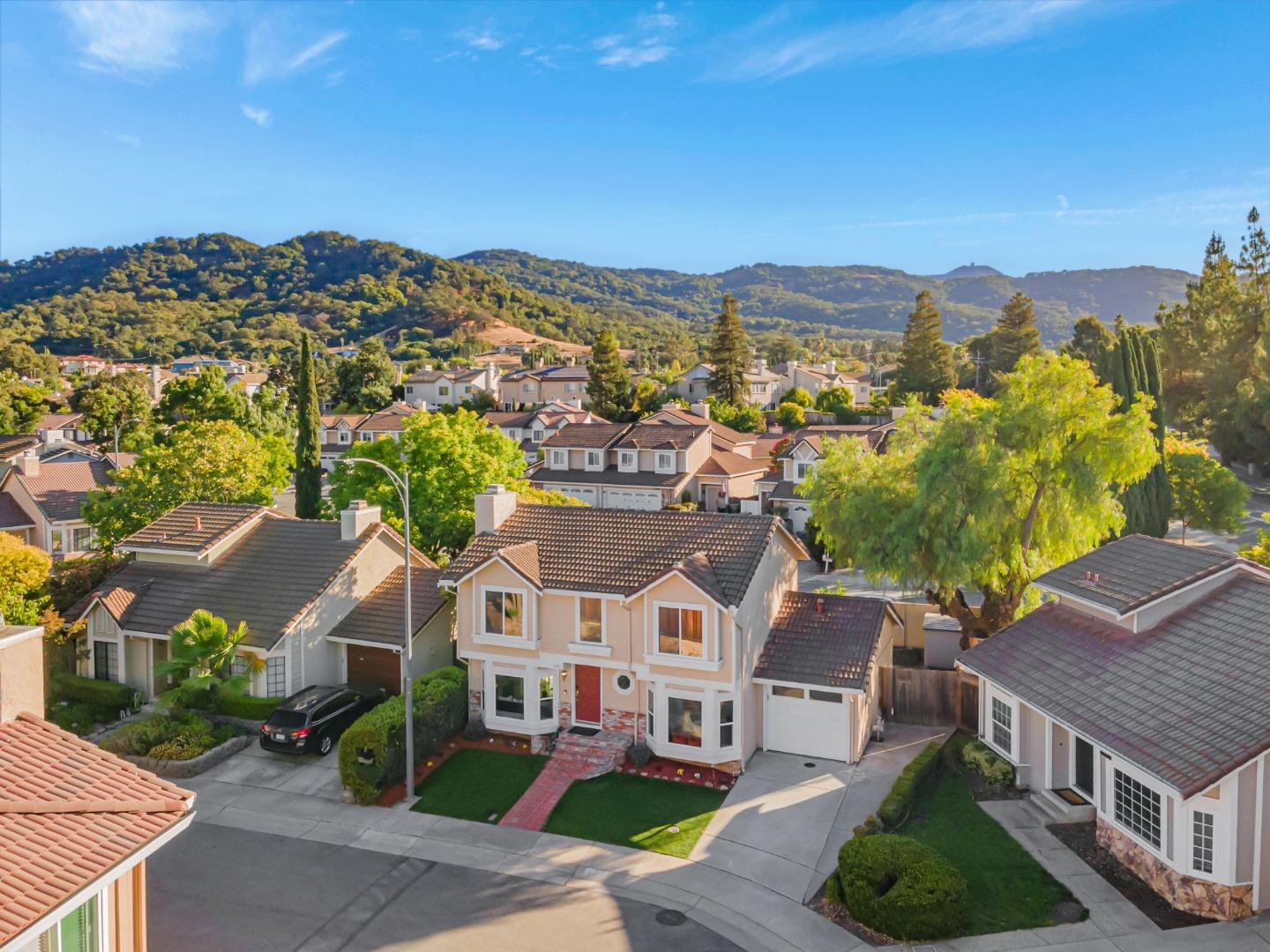 Detail Gallery Image 31 of 35 For 1045 Alamitos Creek Dr, San Jose,  CA 95120 - 4 Beds | 2/1 Baths
