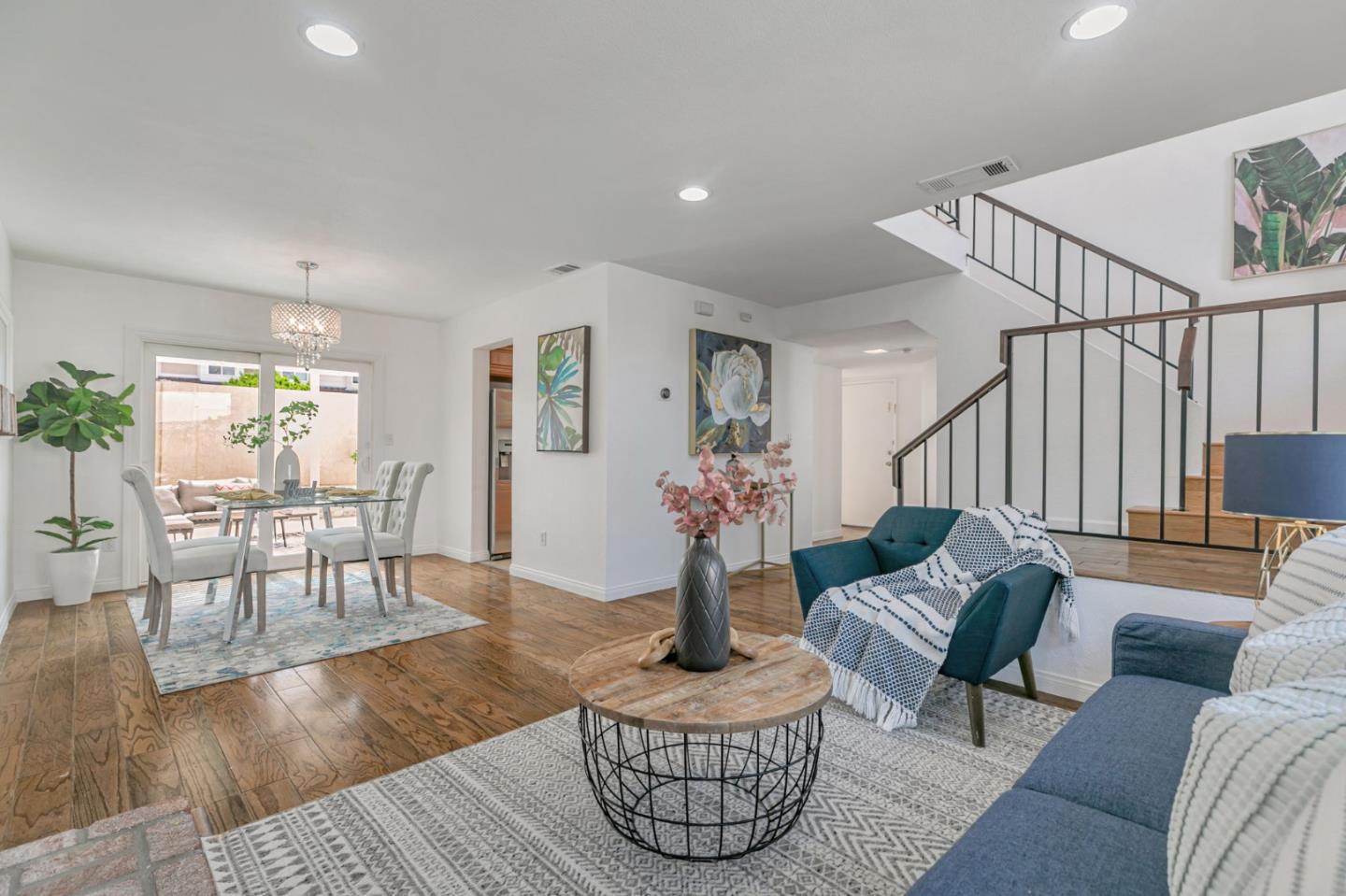 Detail Gallery Image 6 of 35 For 1045 Alamitos Creek Dr, San Jose,  CA 95120 - 4 Beds | 2/1 Baths