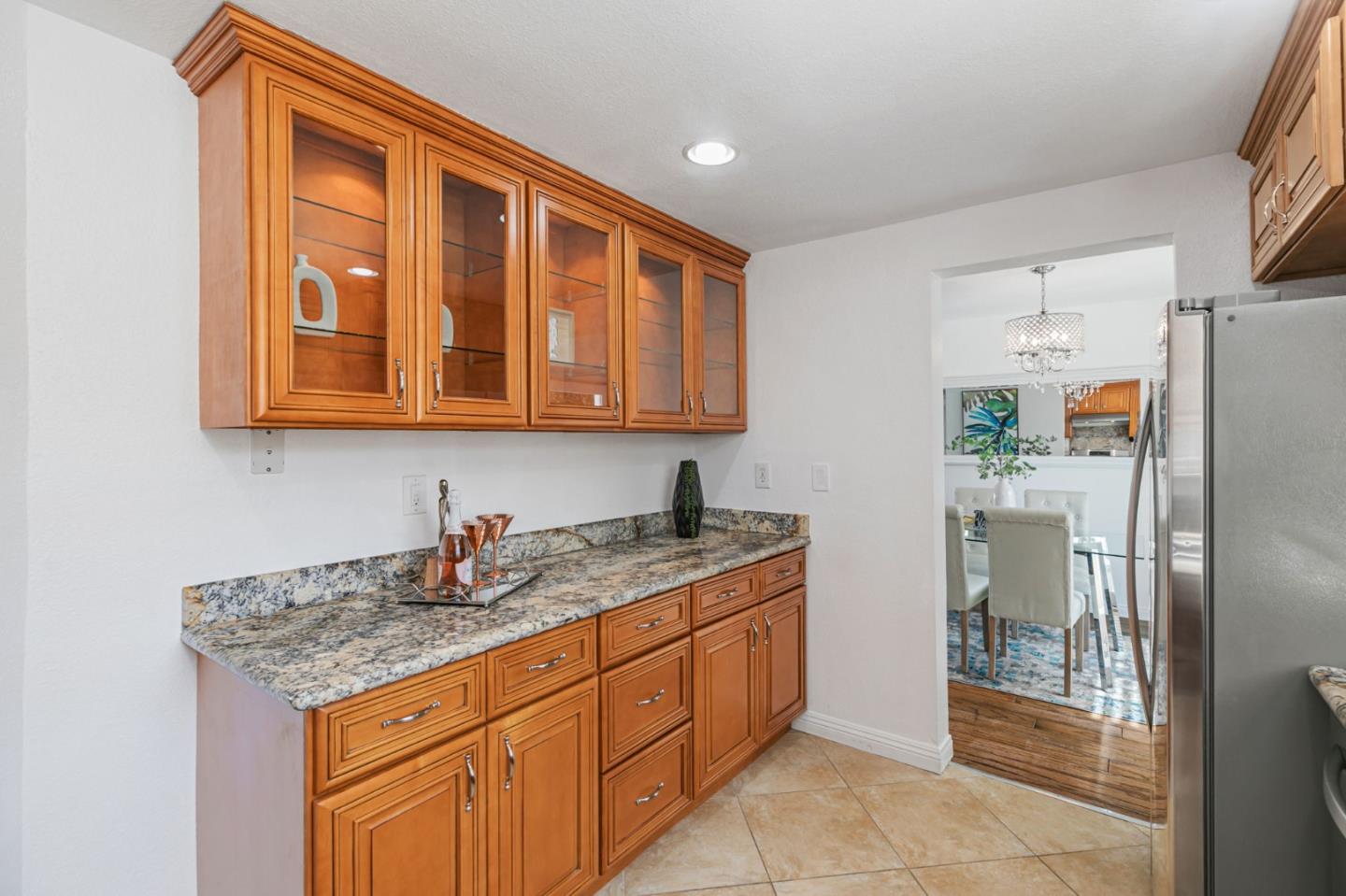 Detail Gallery Image 8 of 35 For 1045 Alamitos Creek Dr, San Jose,  CA 95120 - 4 Beds | 2/1 Baths