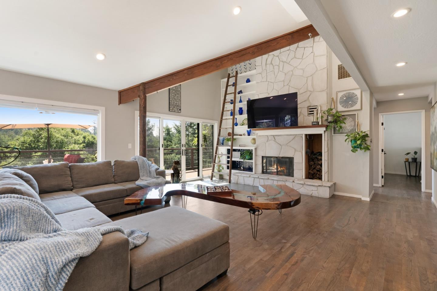 Detail Gallery Image 3 of 87 For 55 Hidden Meadow Ln, Scotts Valley,  CA 95066 - 5 Beds | 3 Baths