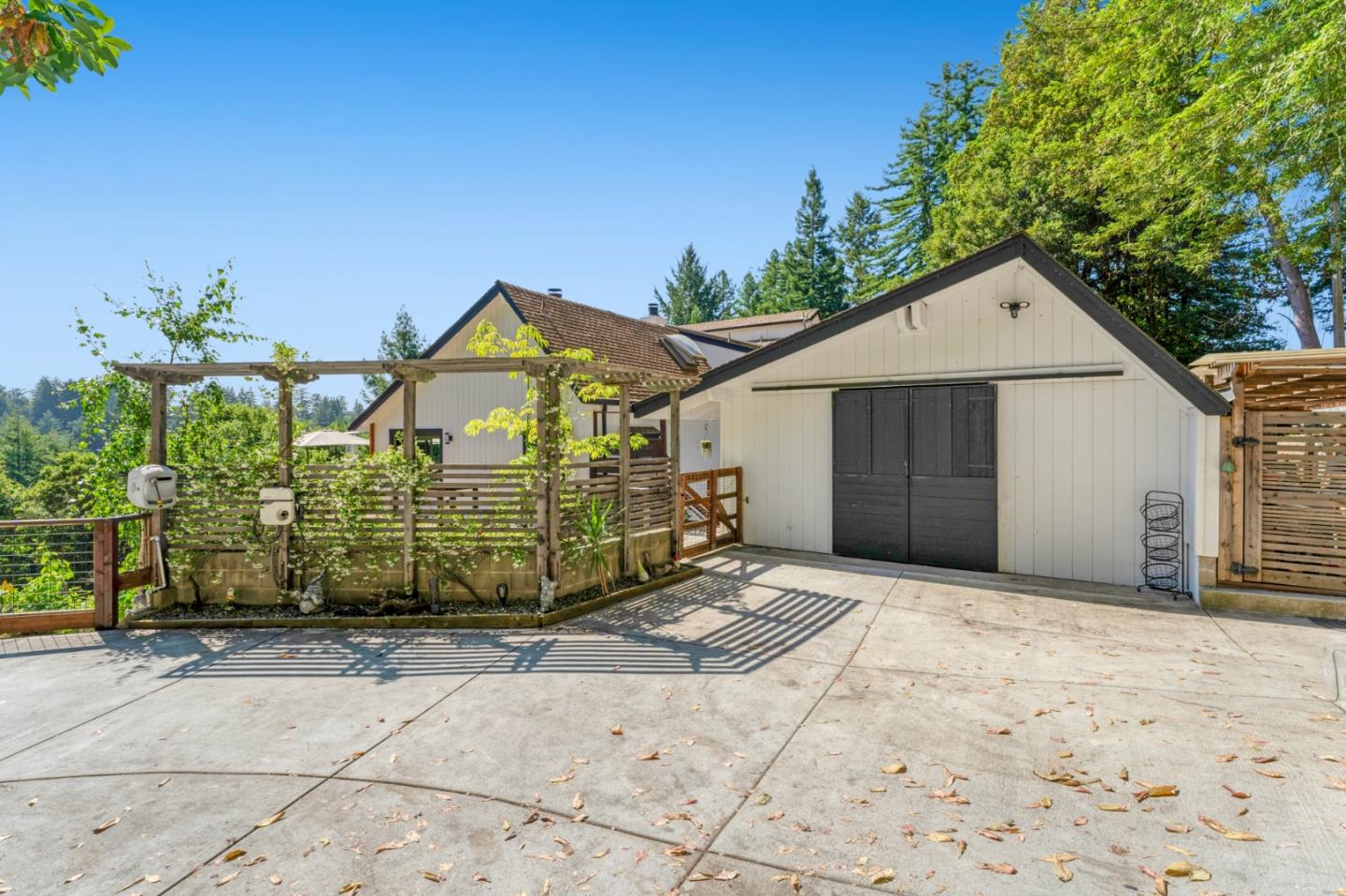 Detail Gallery Image 66 of 87 For 55 Hidden Meadow Ln, Scotts Valley,  CA 95066 - 5 Beds | 3 Baths