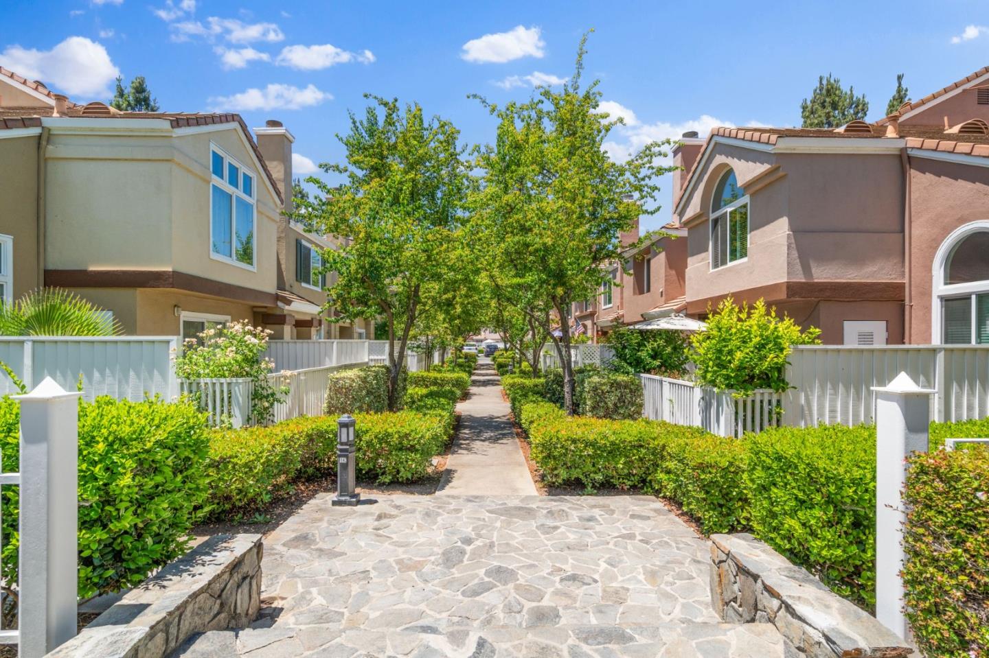 Detail Gallery Image 32 of 50 For 6944 Gregorich Dr #UNIT C,  San Jose,  CA 95138 - 2 Beds | 2/1 Baths
