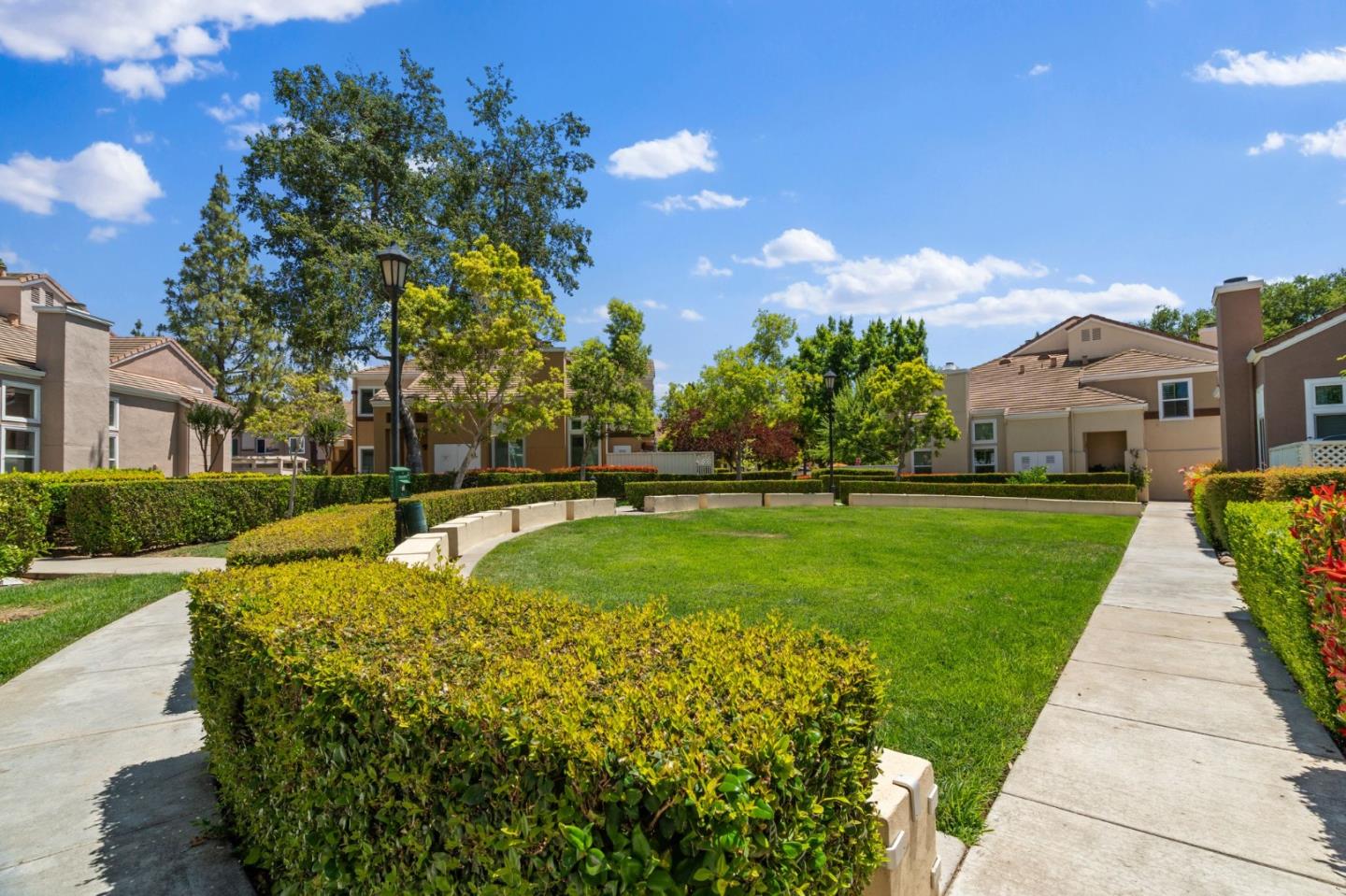 Detail Gallery Image 34 of 50 For 6944 Gregorich Dr #UNIT C,  San Jose,  CA 95138 - 2 Beds | 2/1 Baths
