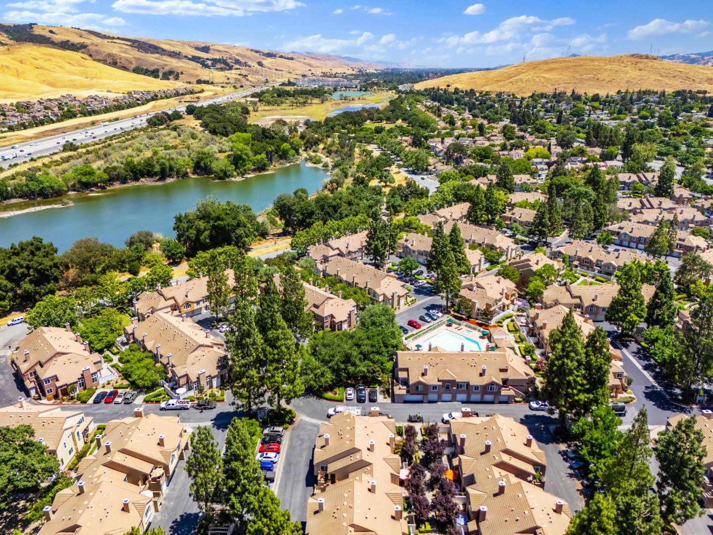 Detail Gallery Image 42 of 50 For 6944 Gregorich Dr #UNIT C,  San Jose,  CA 95138 - 2 Beds | 2/1 Baths