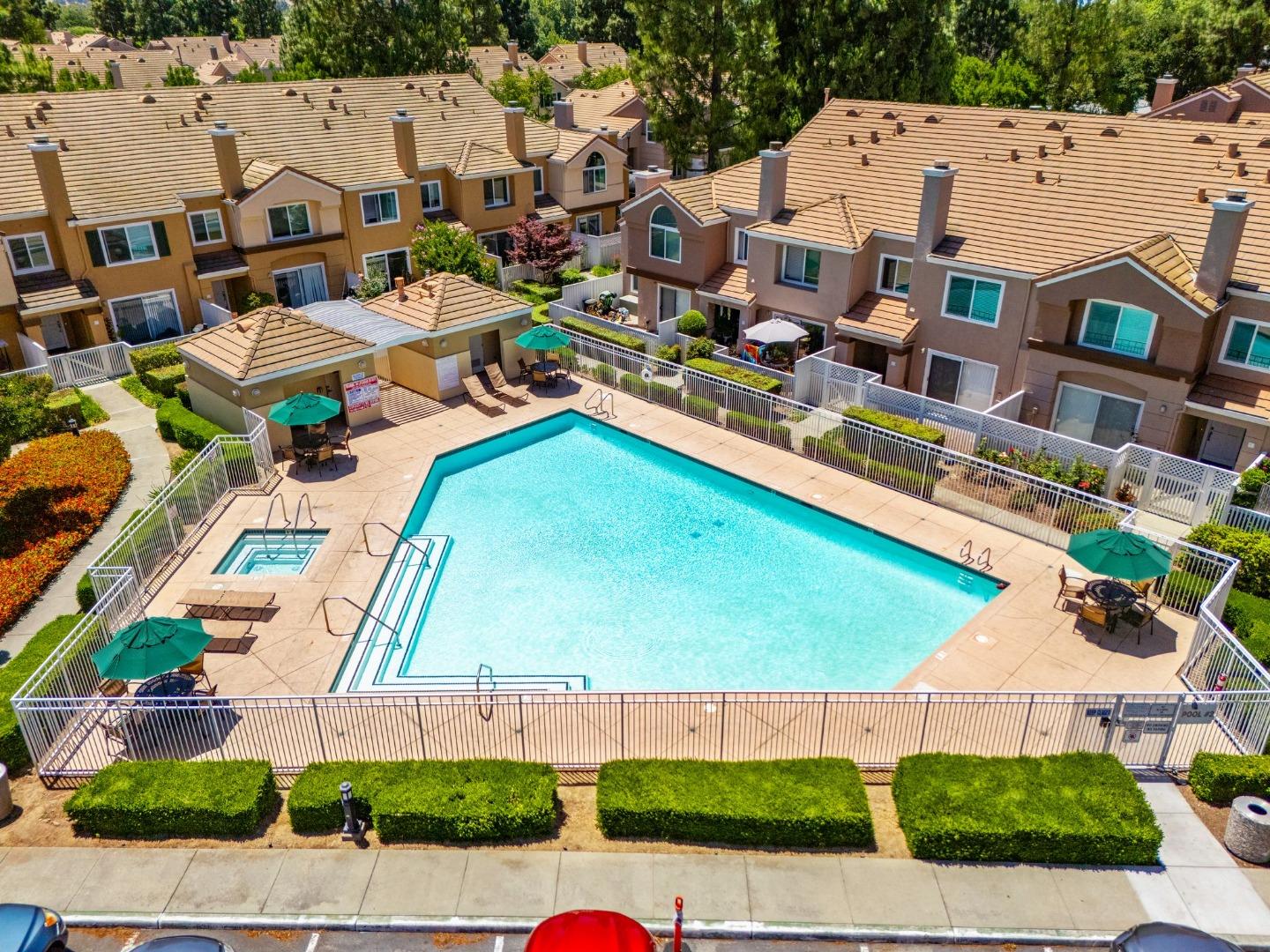 Detail Gallery Image 43 of 50 For 6944 Gregorich Dr #UNIT C,  San Jose,  CA 95138 - 2 Beds | 2/1 Baths