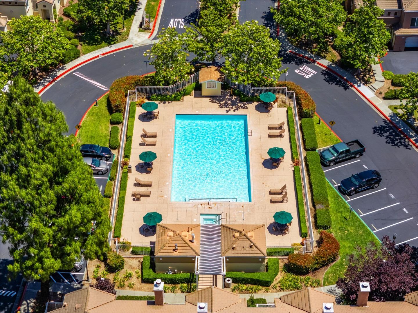 Detail Gallery Image 44 of 50 For 6944 Gregorich Dr #UNIT C,  San Jose,  CA 95138 - 2 Beds | 2/1 Baths