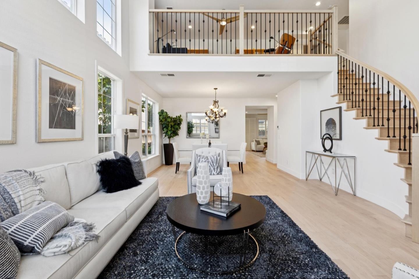 Detail Gallery Image 10 of 57 For 5979 Pala Mesa Dr, San Jose,  CA 95123 - 4 Beds | 4 Baths