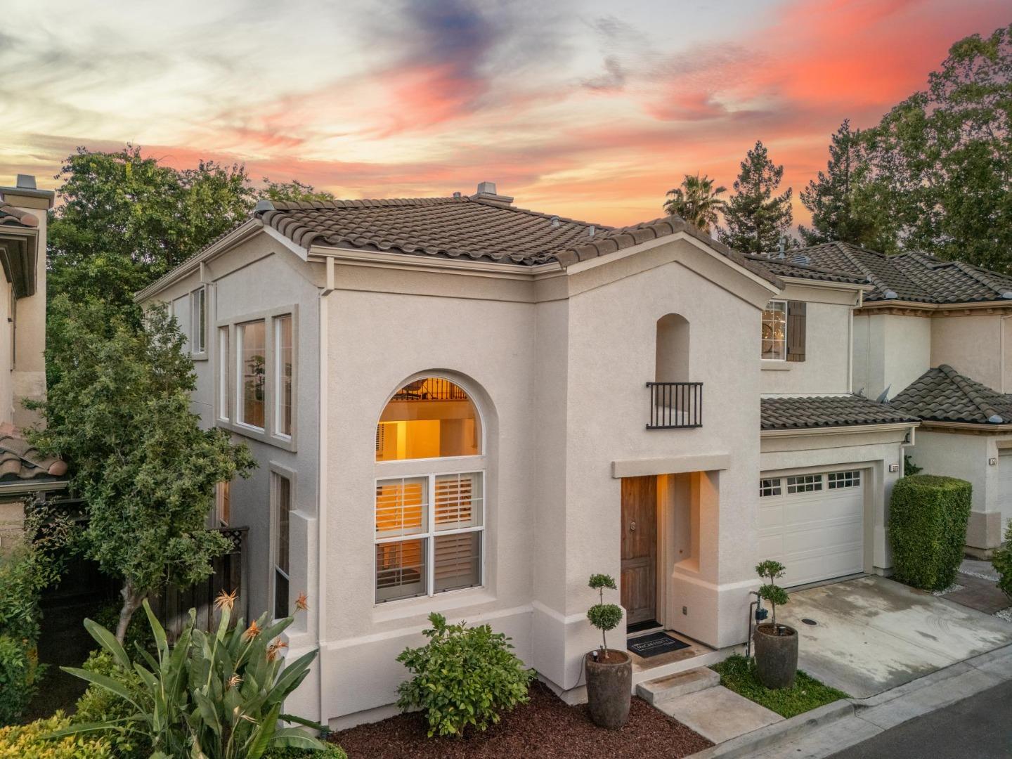 Detail Gallery Image 2 of 57 For 5979 Pala Mesa Dr, San Jose,  CA 95123 - 4 Beds | 4 Baths