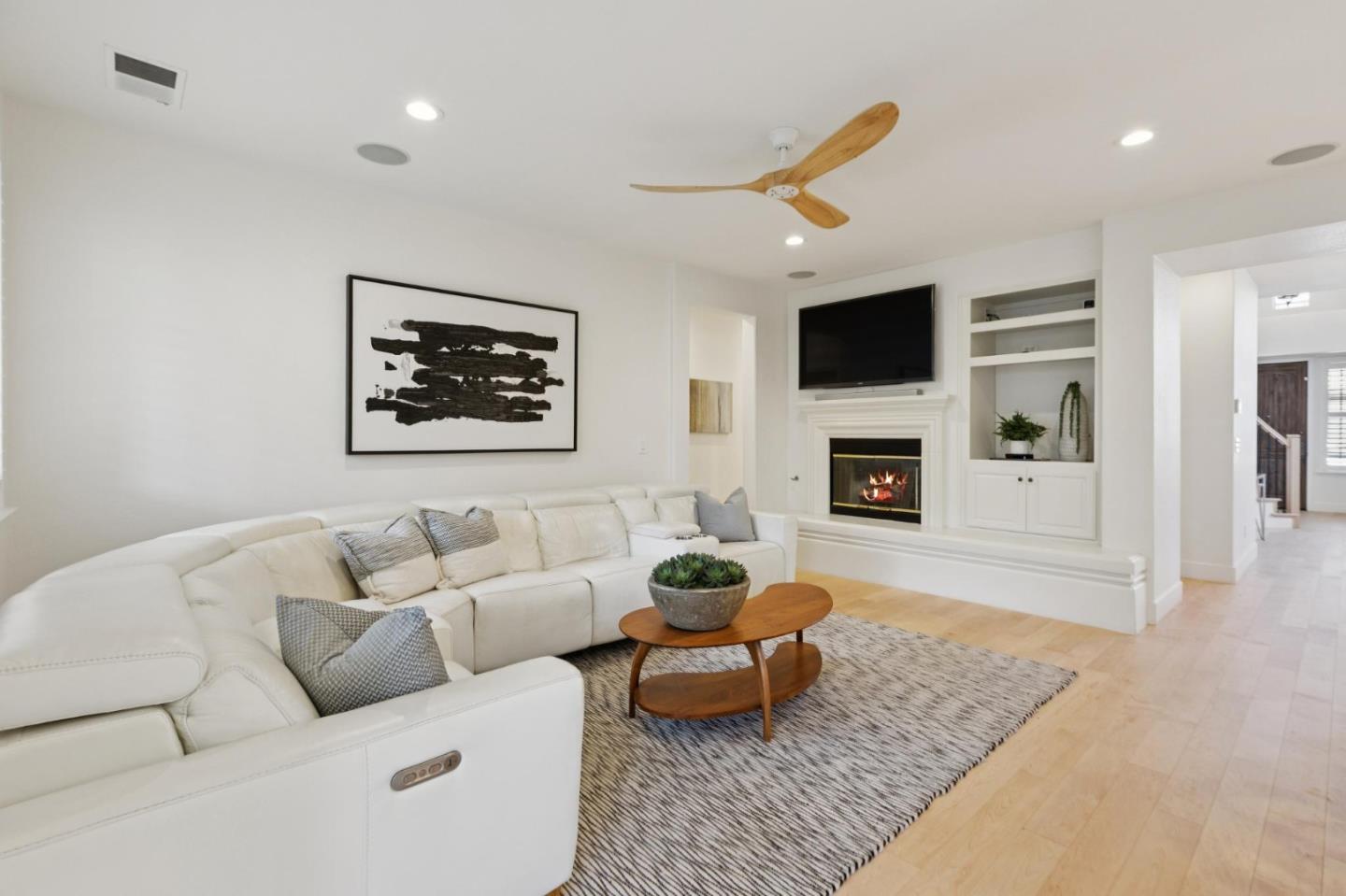 Detail Gallery Image 20 of 57 For 5979 Pala Mesa Dr, San Jose,  CA 95123 - 4 Beds | 4 Baths