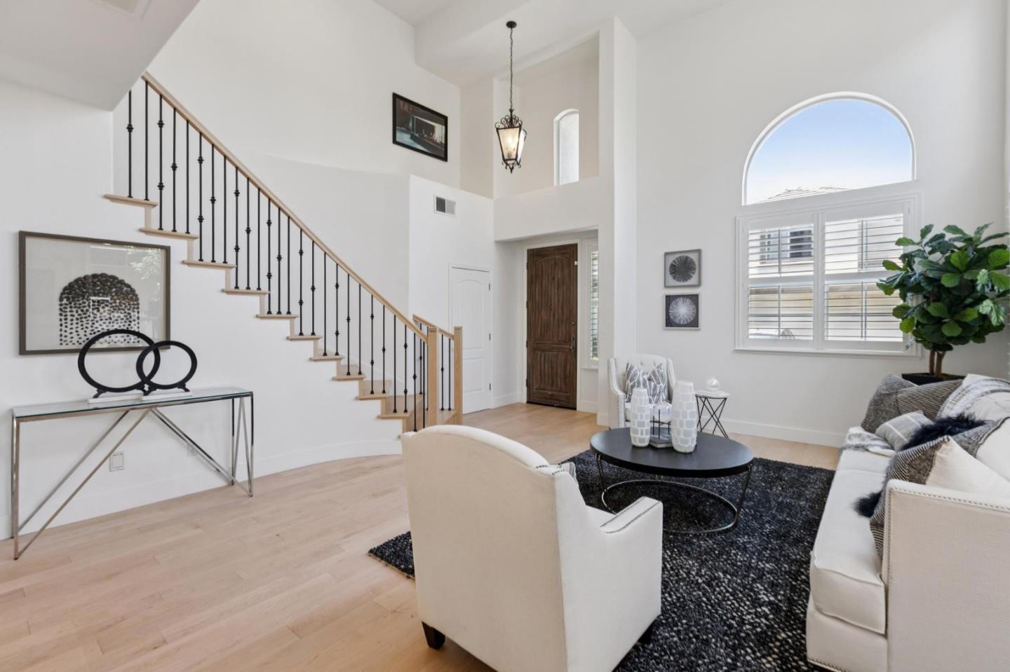 Detail Gallery Image 9 of 57 For 5979 Pala Mesa Dr, San Jose,  CA 95123 - 4 Beds | 4 Baths