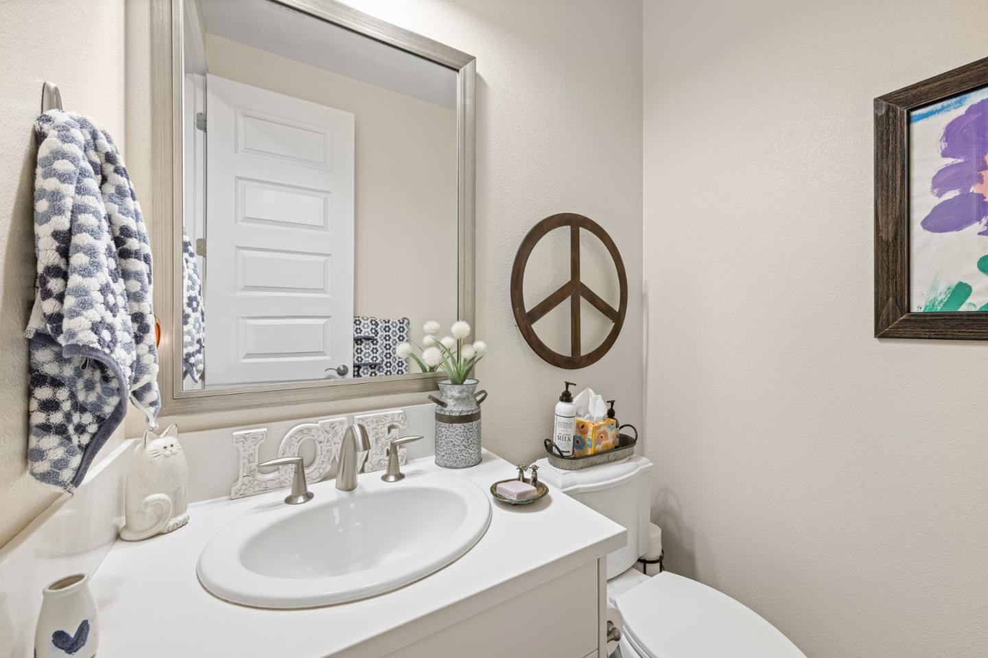 Detail Gallery Image 15 of 52 For 250 Calle Del Rey, Morgan Hill,  CA 95037 - 4 Beds | 2/1 Baths