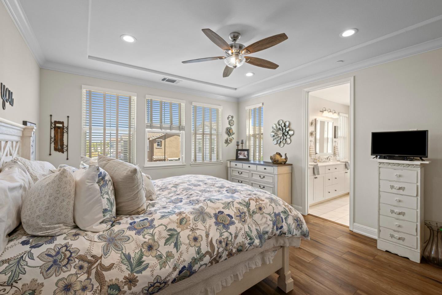 Detail Gallery Image 22 of 52 For 250 Calle Del Rey, Morgan Hill,  CA 95037 - 4 Beds | 2/1 Baths