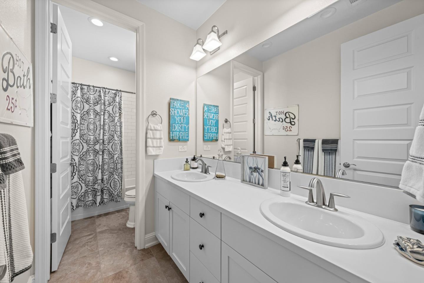 Detail Gallery Image 27 of 52 For 250 Calle Del Rey, Morgan Hill,  CA 95037 - 4 Beds | 2/1 Baths
