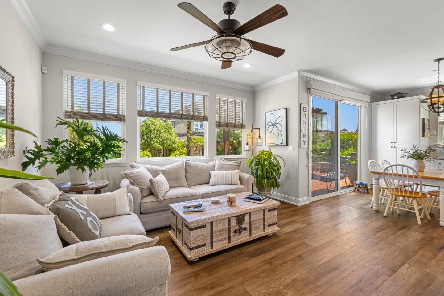 Detail Gallery Image 8 of 52 For 250 Calle Del Rey, Morgan Hill,  CA 95037 - 4 Beds | 2/1 Baths