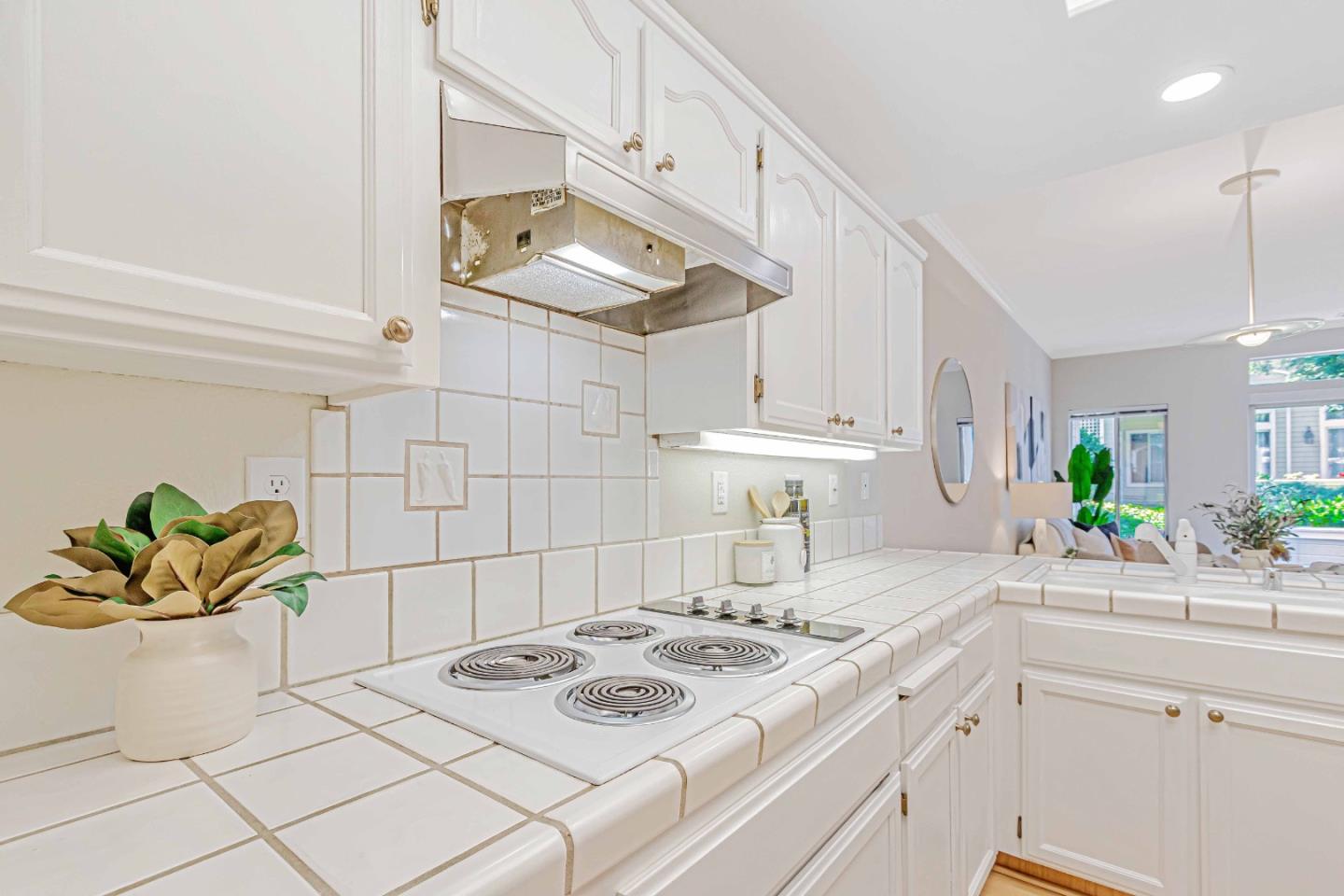 Detail Gallery Image 15 of 50 For 7798 Prestwick Cir, San Jose,  CA 95135 - 2 Beds | 2 Baths