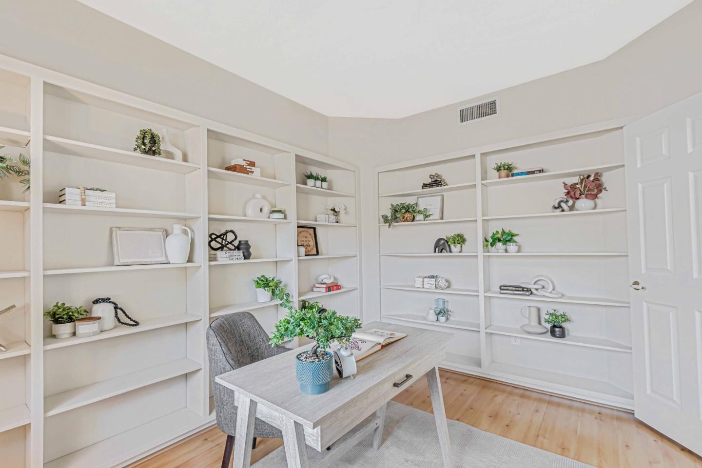 Detail Gallery Image 23 of 50 For 7798 Prestwick Cir, San Jose,  CA 95135 - 2 Beds | 2 Baths