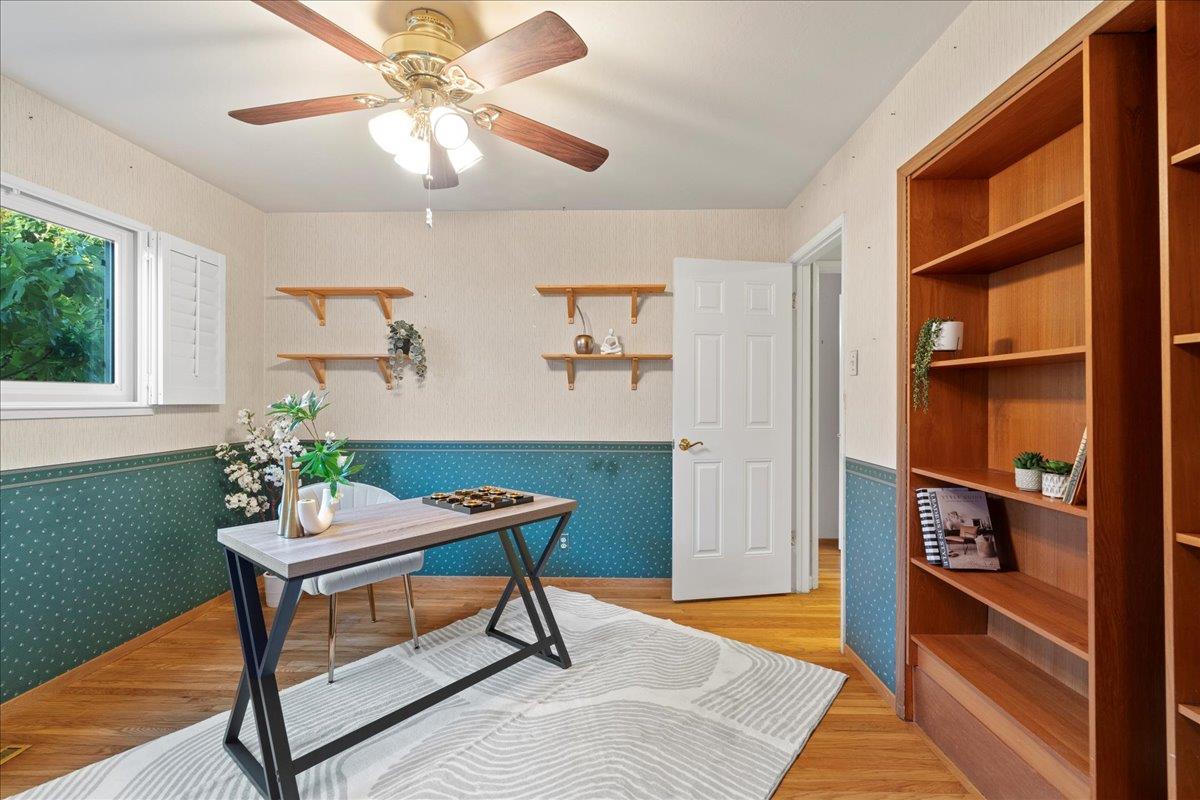 Detail Gallery Image 23 of 32 For 337 Roble Ave, Redwood City,  CA 94061 - 3 Beds | 1 Baths
