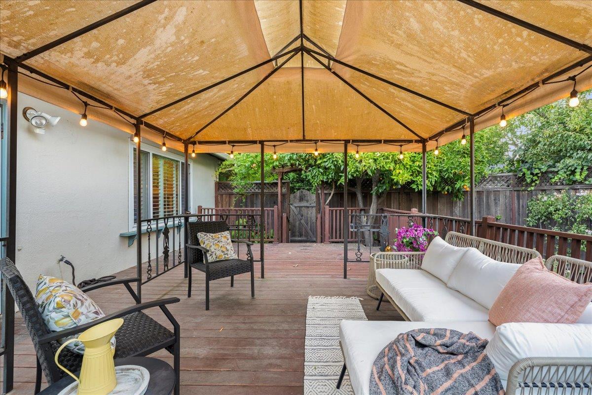 Detail Gallery Image 28 of 32 For 337 Roble Ave, Redwood City,  CA 94061 - 3 Beds | 1 Baths