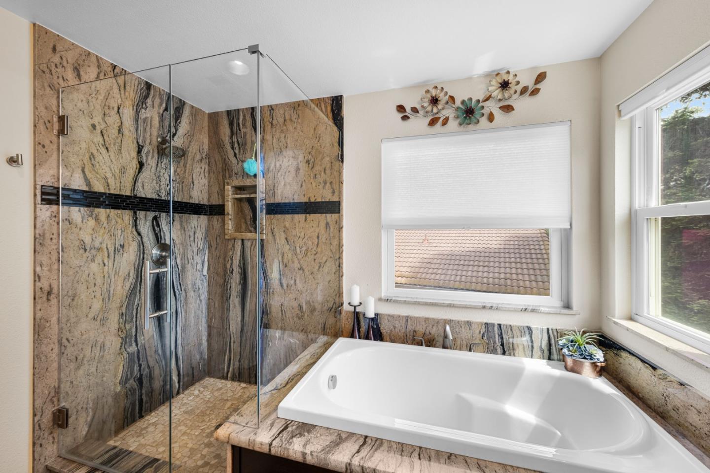 Detail Gallery Image 23 of 46 For 360 via Largo, Morgan Hill,  CA 95037 - 5 Beds | 3 Baths