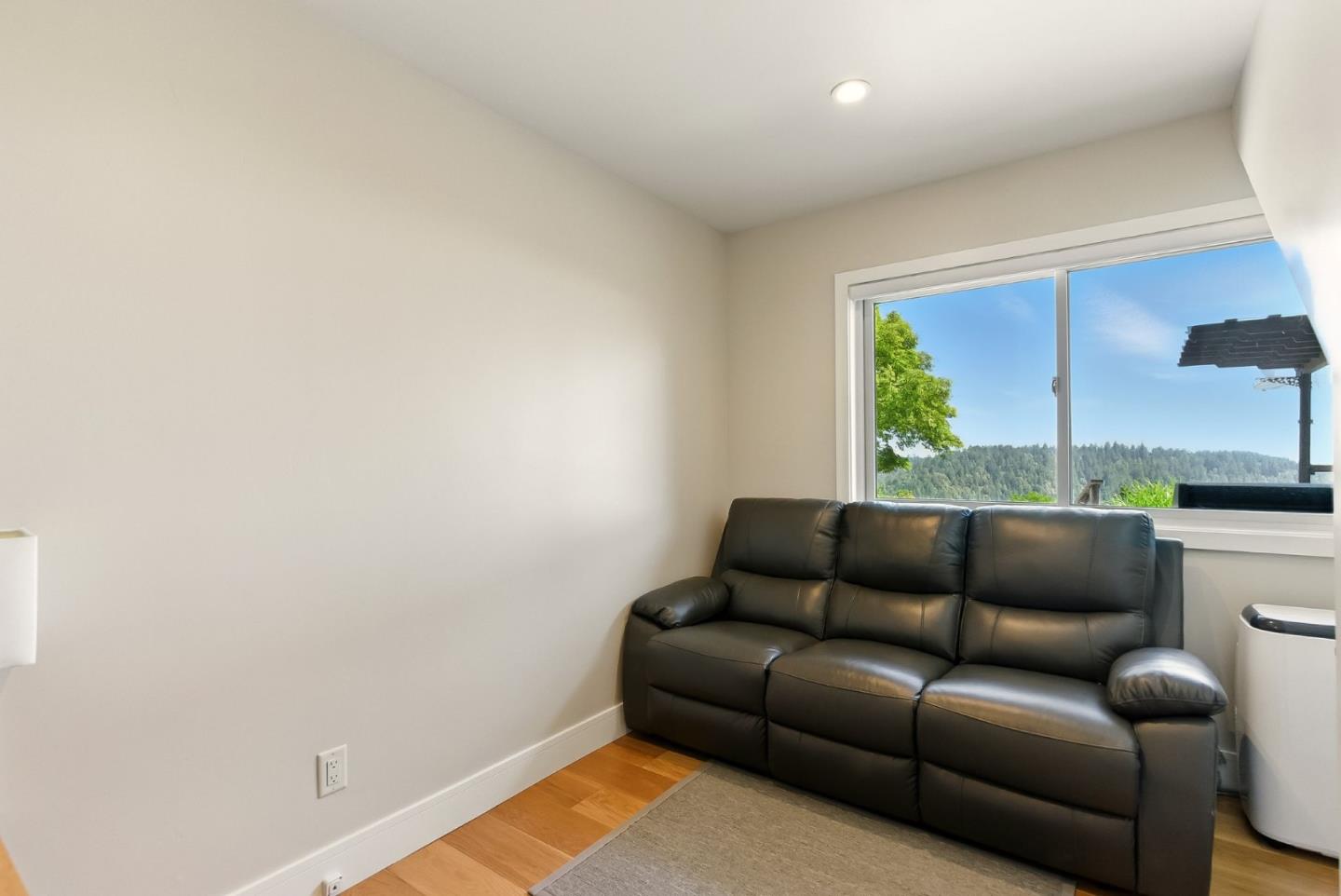 Detail Gallery Image 28 of 115 For 132 Pax Place Ct, Aptos,  CA 95003 - 3 Beds | 3 Baths