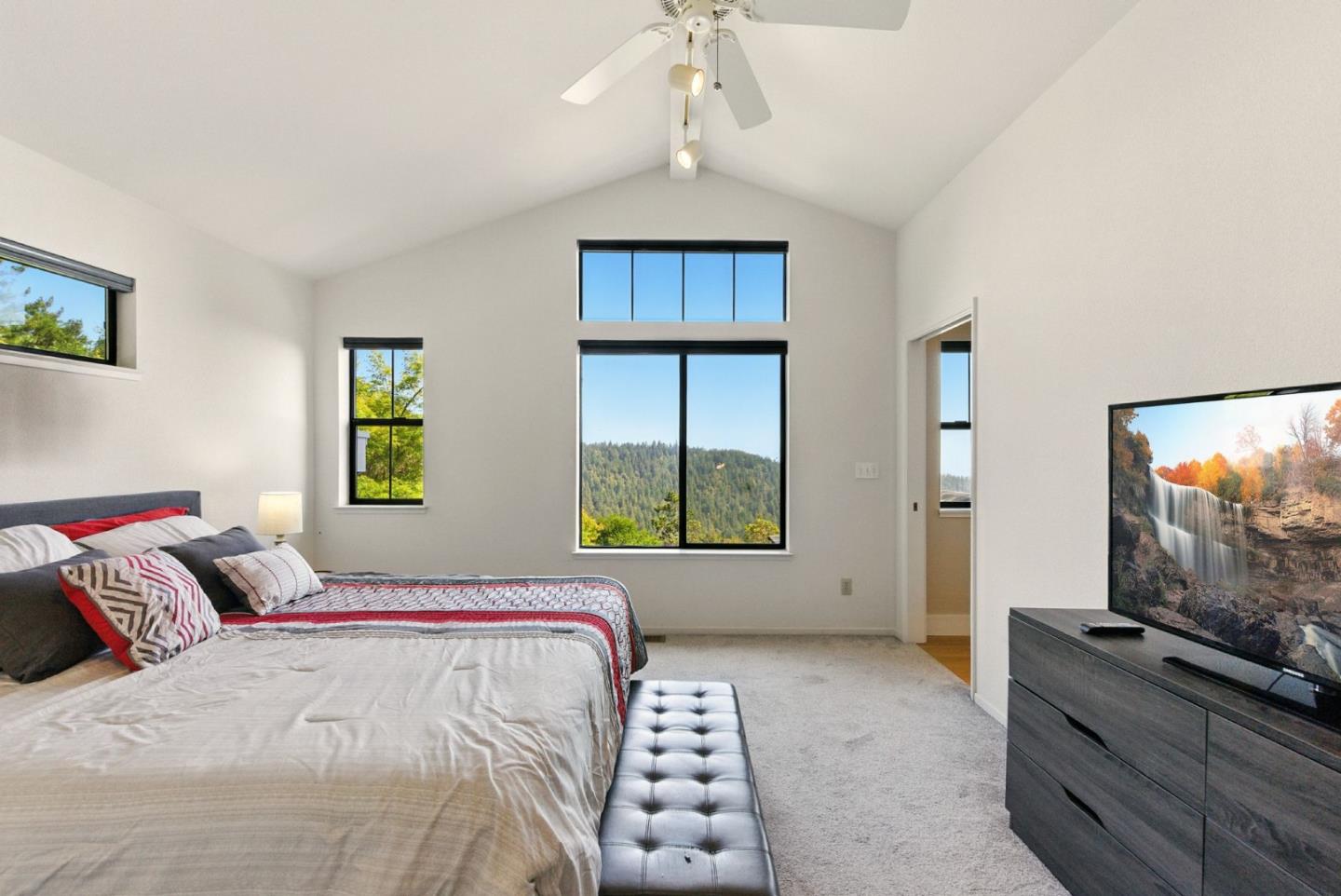 Detail Gallery Image 34 of 115 For 132 Pax Place Ct, Aptos,  CA 95003 - 3 Beds | 3 Baths
