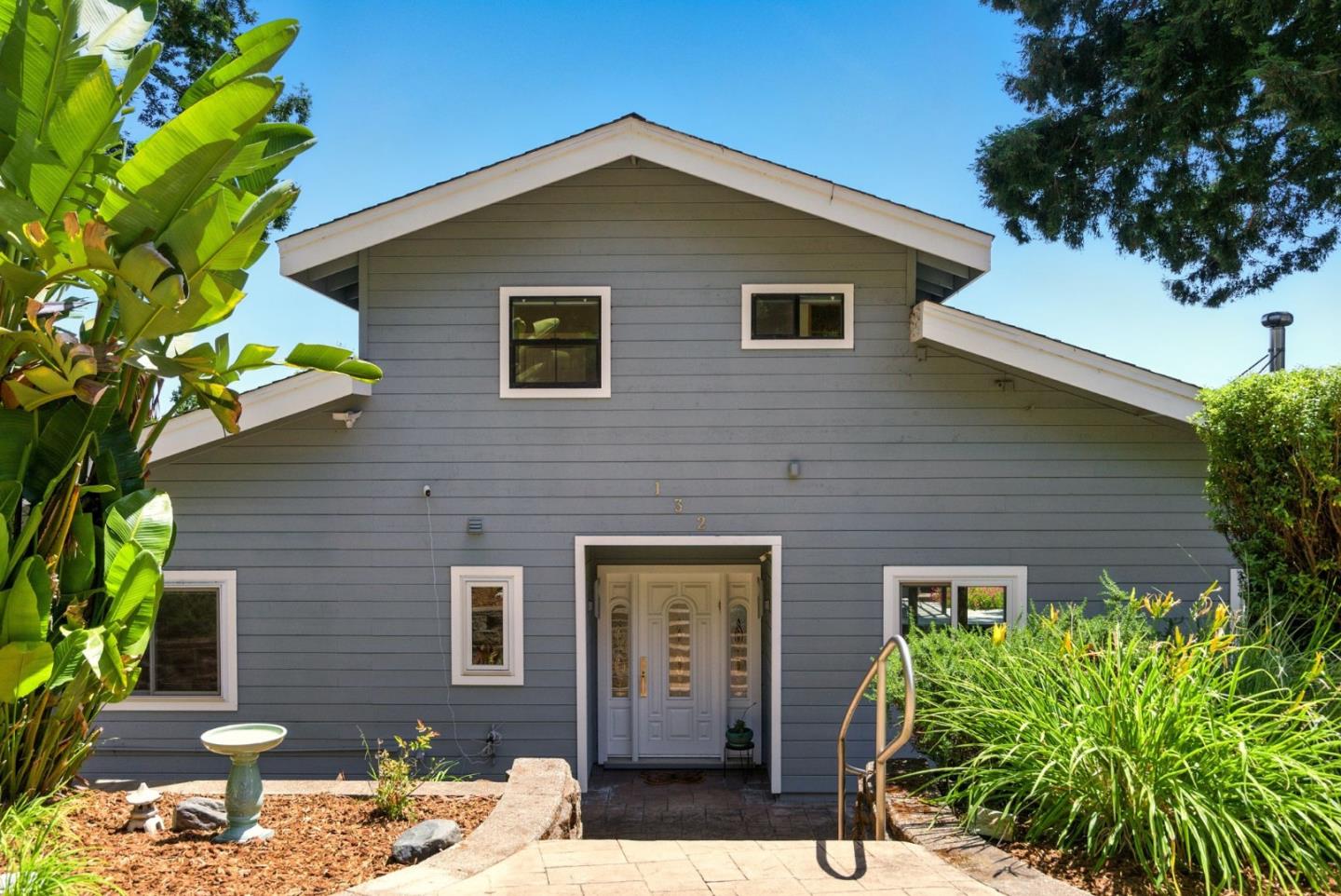 Detail Gallery Image 4 of 115 For 132 Pax Place Ct, Aptos,  CA 95003 - 3 Beds | 3 Baths