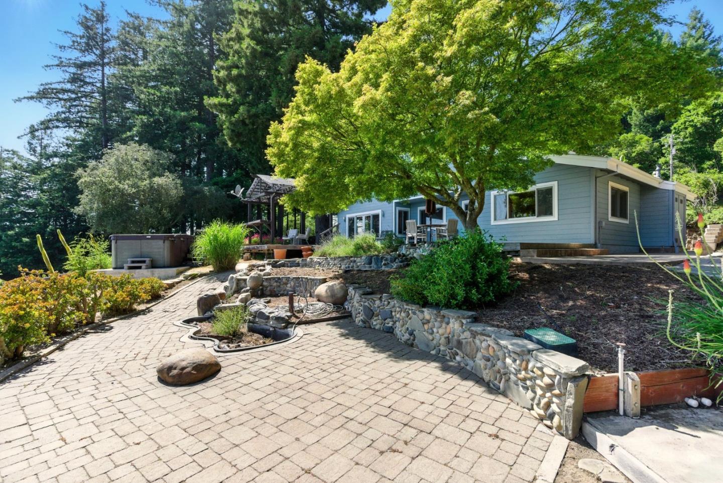 Detail Gallery Image 44 of 115 For 132 Pax Place Ct, Aptos,  CA 95003 - 3 Beds | 3 Baths