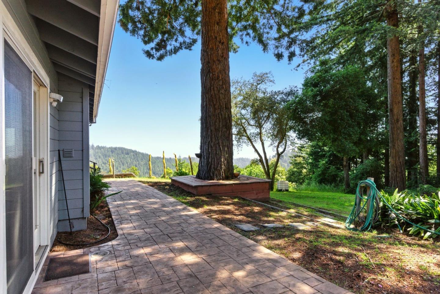 Detail Gallery Image 46 of 115 For 132 Pax Place Ct, Aptos,  CA 95003 - 3 Beds | 3 Baths