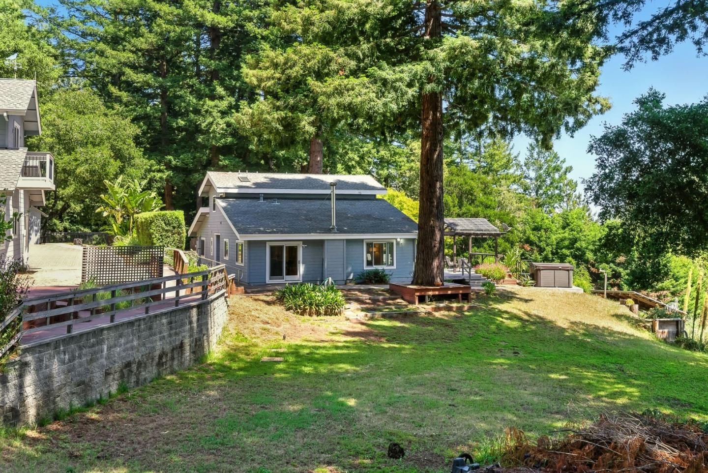 Detail Gallery Image 48 of 115 For 132 Pax Place Ct, Aptos,  CA 95003 - 3 Beds | 3 Baths