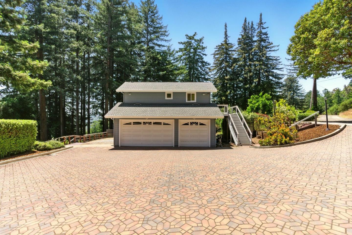 Detail Gallery Image 49 of 115 For 132 Pax Place Ct, Aptos,  CA 95003 - 3 Beds | 3 Baths